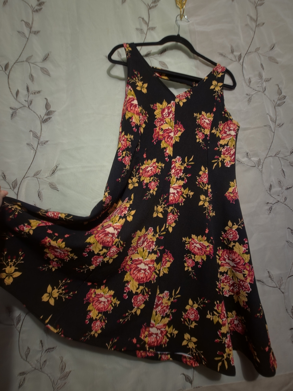 Dark, Romantic Sleeveless Short Dress w Antique Burg/Pink Rose Floral Pattern
